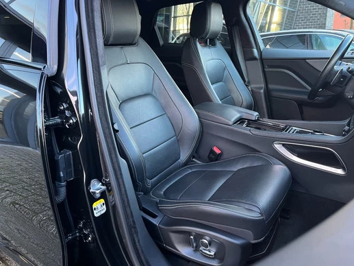 Jaguar F-PACE - Afbeelding 14 van 30