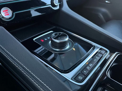 Jaguar F-PACE - Afbeelding 23 van 30