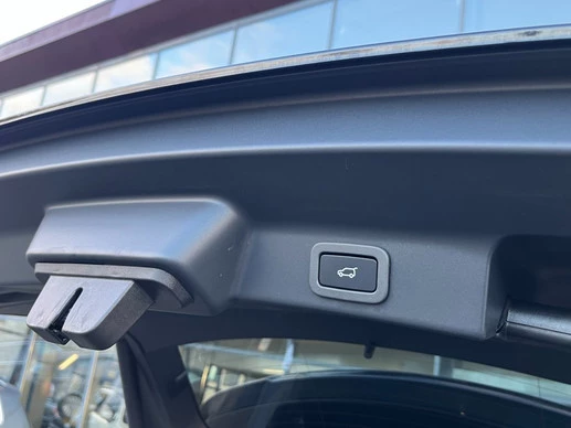 Jaguar F-PACE - Afbeelding 25 van 30