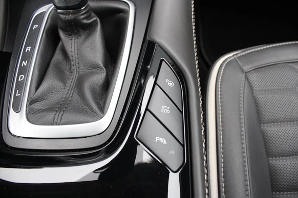 Ford Mondeo - Afbeelding 25 van 30