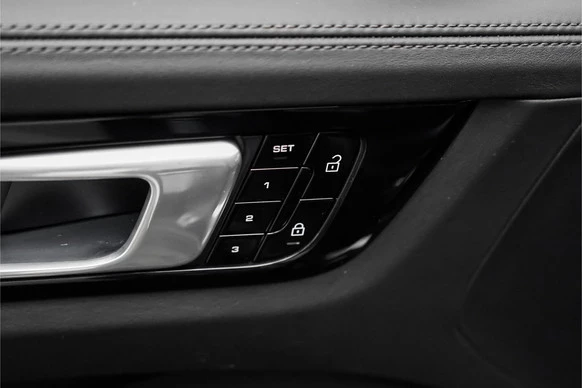 Porsche Cayenne - Afbeelding 27 van 30