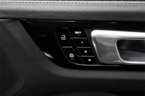 Porsche Cayenne - Afbeelding 29 van 30