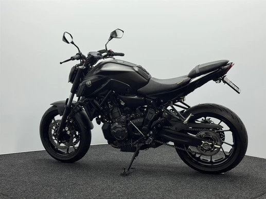Yamaha MT 07 - Afbeelding 10 van 18