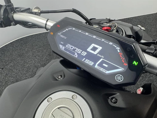 Yamaha MT 07 - Afbeelding 17 van 18