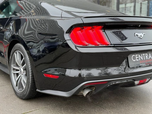 Ford Mustang - Afbeelding 27 van 29