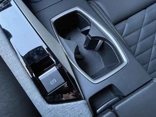 Peugeot e-3008 - Afbeelding 28 van 30