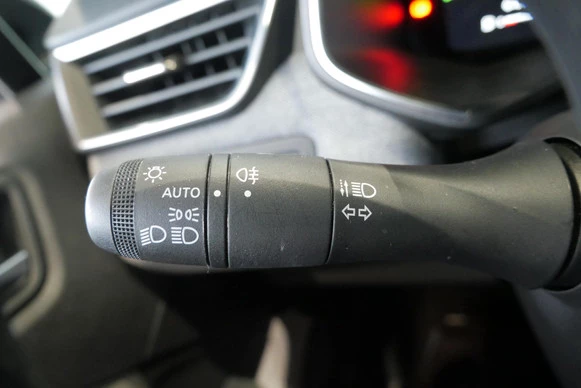 Renault Clio - Afbeelding 18 van 30