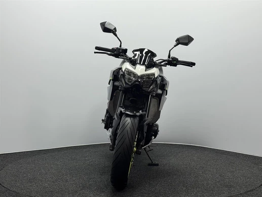 Kawasaki Z900 - Afbeelding 5 van 19
