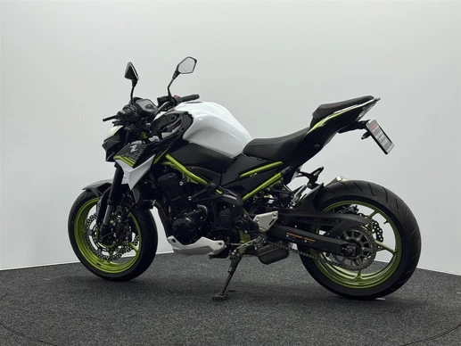 Kawasaki Z900 - Afbeelding 10 van 19
