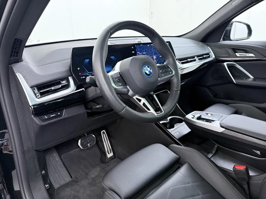 BMW iX2 - Afbeelding 19 van 30