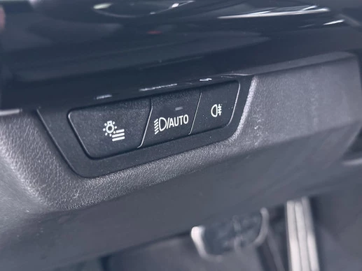 BMW iX2 - Afbeelding 21 van 30