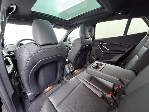 BMW iX2 - Afbeelding 23 van 30