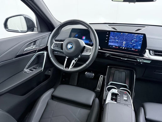 BMW iX2 - Afbeelding 27 van 30