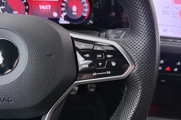 Volkswagen Golf - Afbeelding 22 van 30