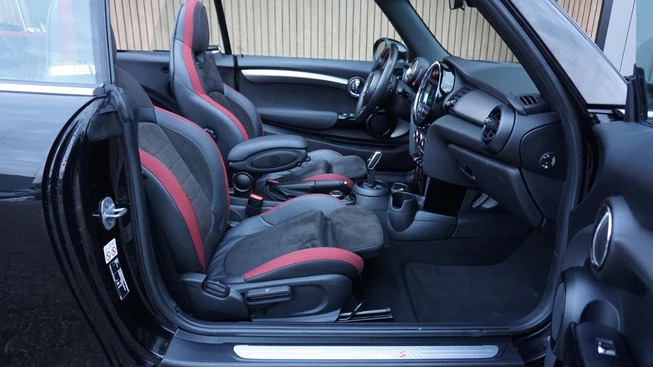 MINI Cooper S Cabrio - Afbeelding 13 van 30