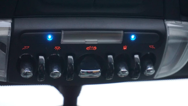 MINI Cooper S Cabrio - Afbeelding 29 van 30