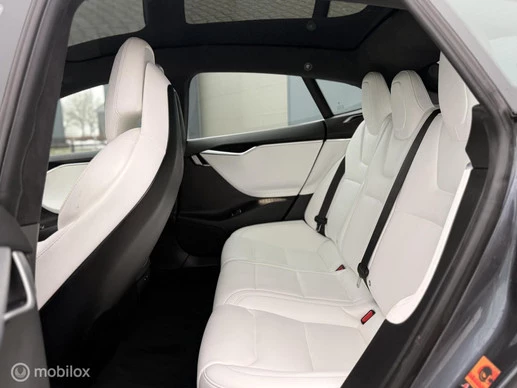 Tesla Model S - Afbeelding 11 van 21