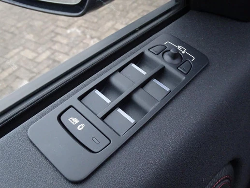 Land Rover Discovery Sport - Afbeelding 16 van 30