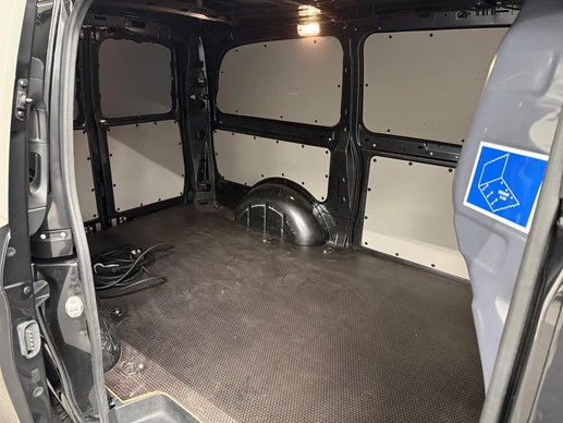 Mercedes-Benz eVito - Afbeelding 8 van 30