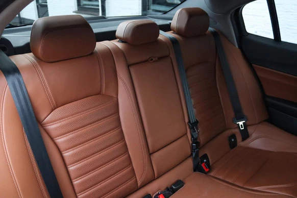 Alfa Romeo Giulia - Afbeelding 14 van 24