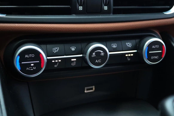 Alfa Romeo Giulia - Afbeelding 19 van 24