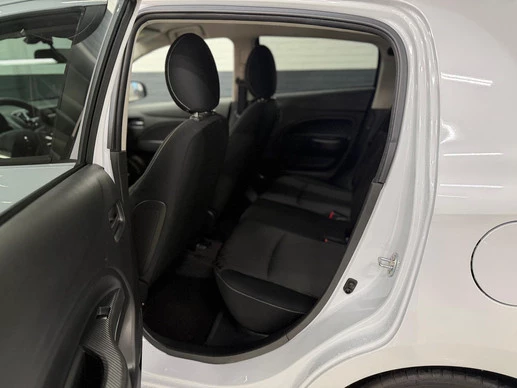 Mitsubishi Space Star - Afbeelding 10 van 22