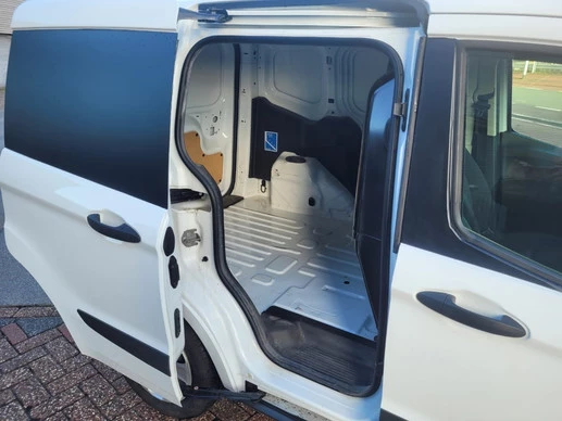 Ford Transit Courier - Afbeelding 10 van 19