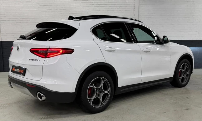 Alfa Romeo Stelvio - Afbeelding 3 van 23