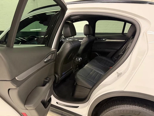 Alfa Romeo Stelvio - Afbeelding 10 van 23