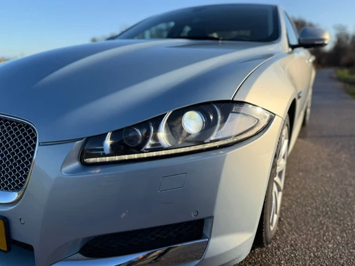 Jaguar XF - Afbeelding 28 van 30