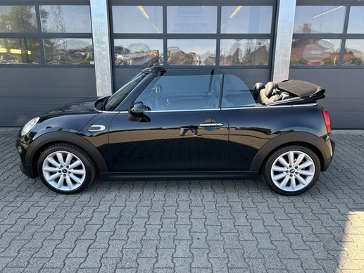 MINI Cooper Cabrio - Afbeelding 2 van 30