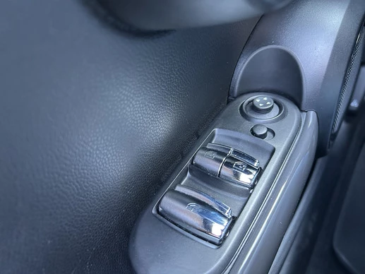 MINI Cooper Cabrio - Afbeelding 21 van 30