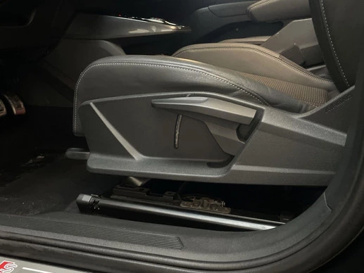 Audi Q4 e-tron - Afbeelding 20 van 30