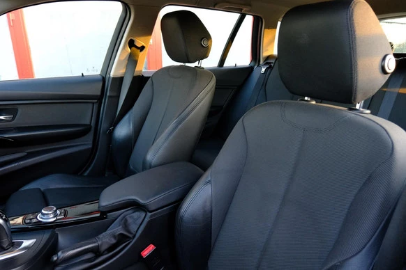 BMW 3 Serie - Afbeelding 27 van 30