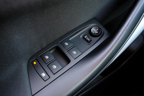 Opel Astra - Afbeelding 18 van 30