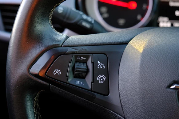 Opel Astra - Afbeelding 19 van 30