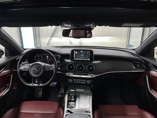 Kia Stinger - Afbeelding 2 van 30