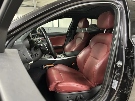 Kia Stinger - Afbeelding 3 van 30