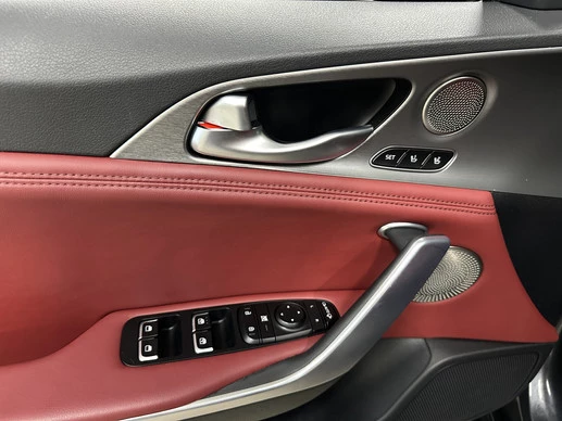 Kia Stinger - Afbeelding 10 van 30