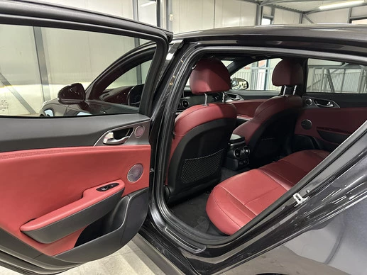 Kia Stinger - Afbeelding 30 van 30