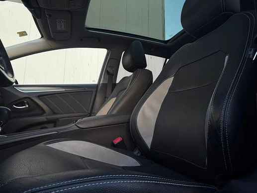 Toyota Avensis - Afbeelding 17 van 30