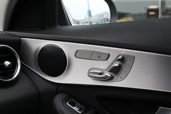 Mercedes-Benz C-Klasse - Afbeelding 17 van 30