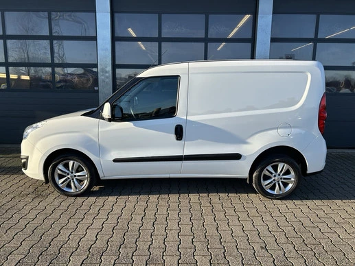 Opel Combo - Afbeelding 2 van 27