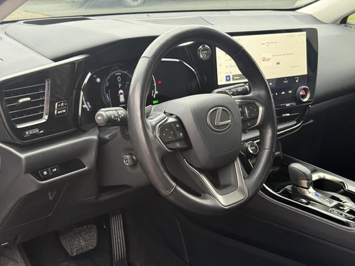 Lexus NX - Afbeelding 15 van 30