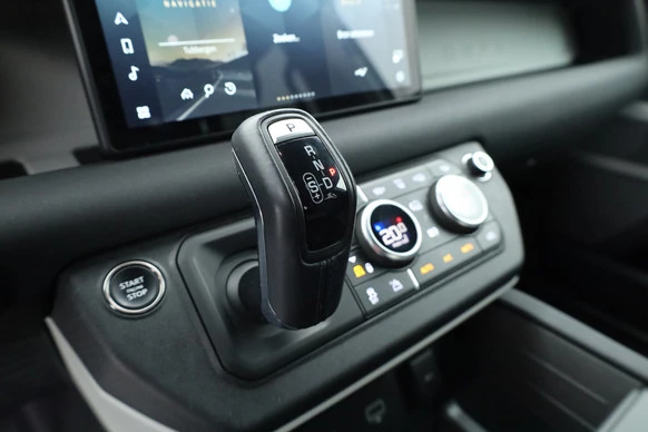 Land Rover Defender - Afbeelding 6 van 30
