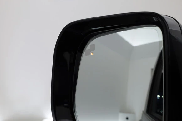 Land Rover Defender - Afbeelding 8 van 30