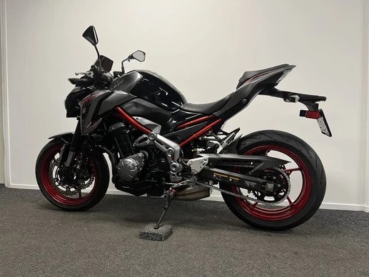 Kawasaki Z900 - Afbeelding 15 van 22