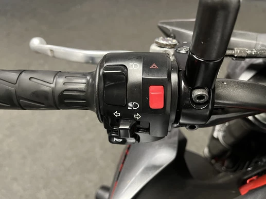 Kawasaki Z900 - Afbeelding 21 van 22