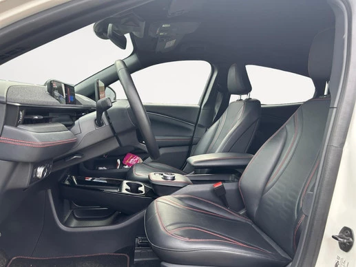 Ford Mustang Mach-E - Afbeelding 11 van 29