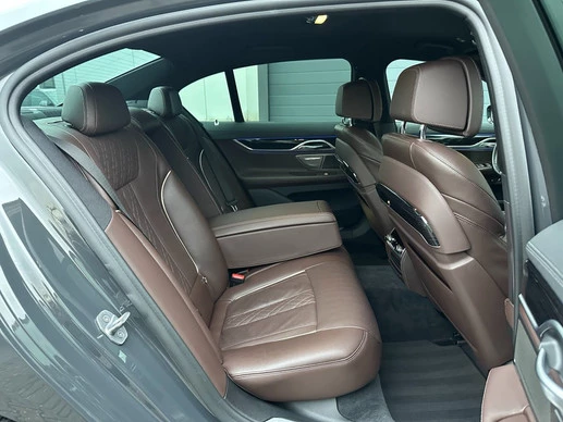BMW 7 Serie - Afbeelding 13 van 30